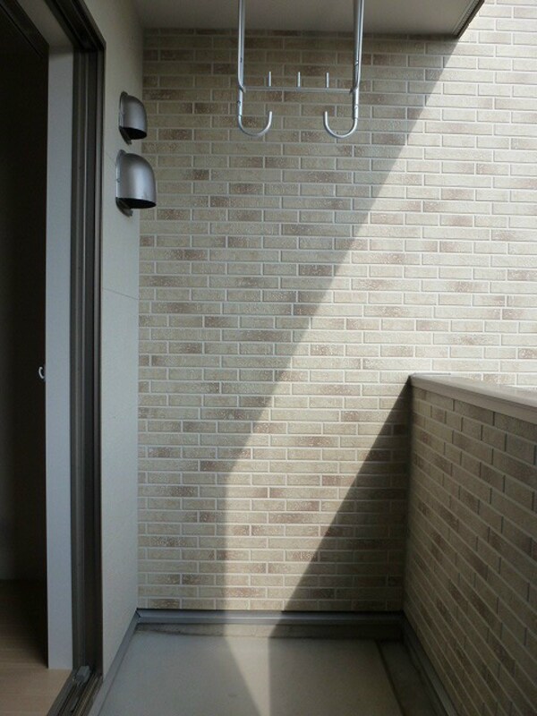ベランダ(写真は103号室です（参考）)