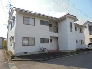 タウンハウス赤沼外観写真