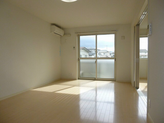 物件内観写真19　(101号室です)