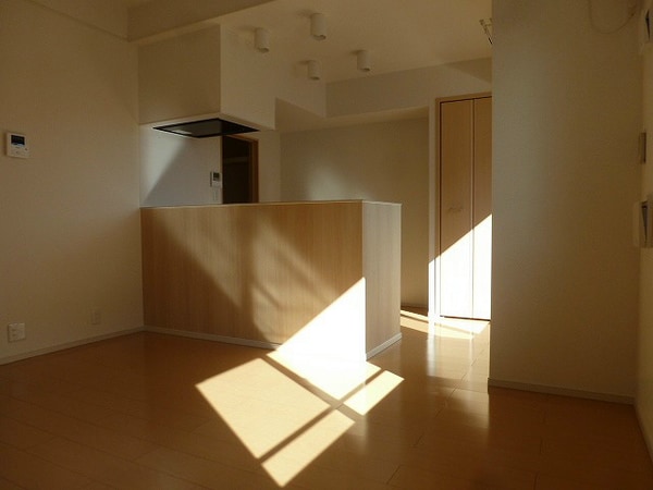 リビング(202号室のお部屋です)