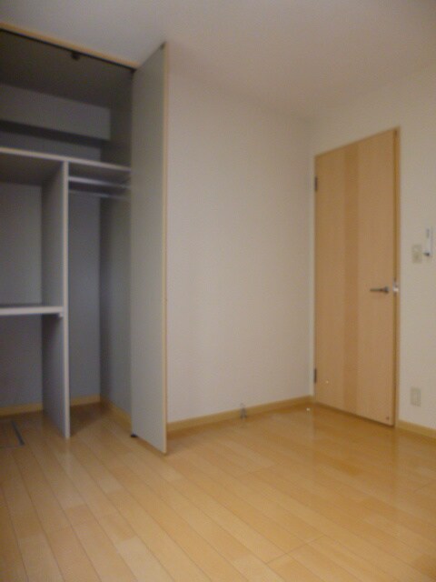 物件内観写真19　(102号室のお部屋です)