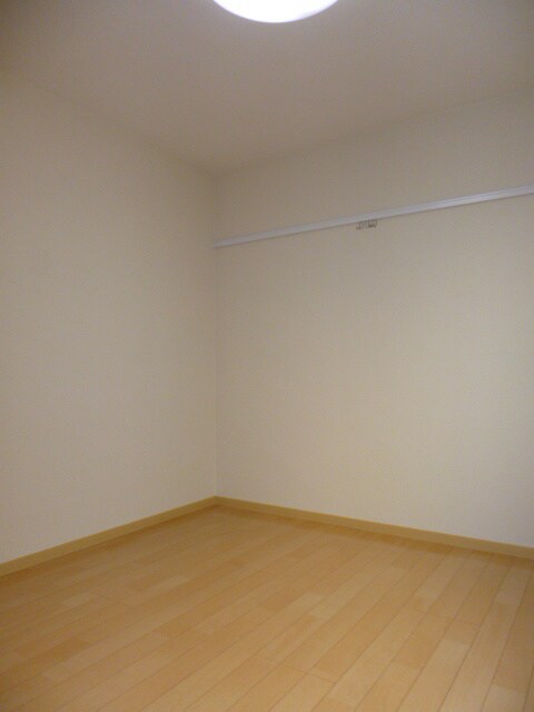 物件内観写真23　(102号室のお部屋です)