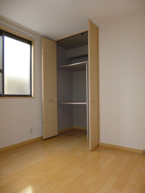 物件内観写真24　(102号室のお部屋です)