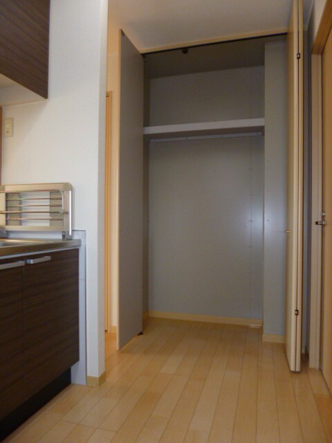 物件内観写真25　(102号室のお部屋です)