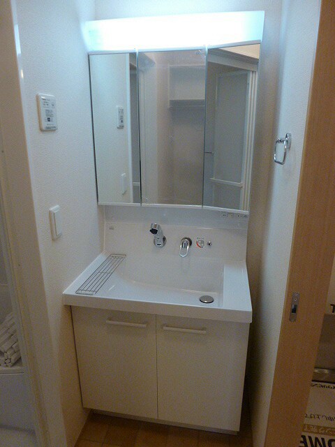 物件内観写真13　(写真は102です)