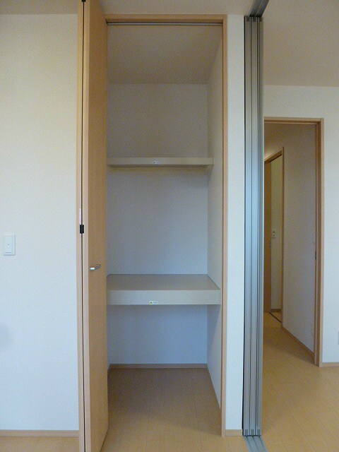 物件内観写真21　(写真は102です)