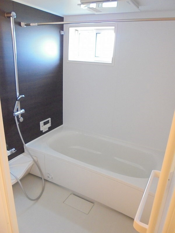 物件内観写真6　(※写真は別号室（反転）です。ご参考下さい。)