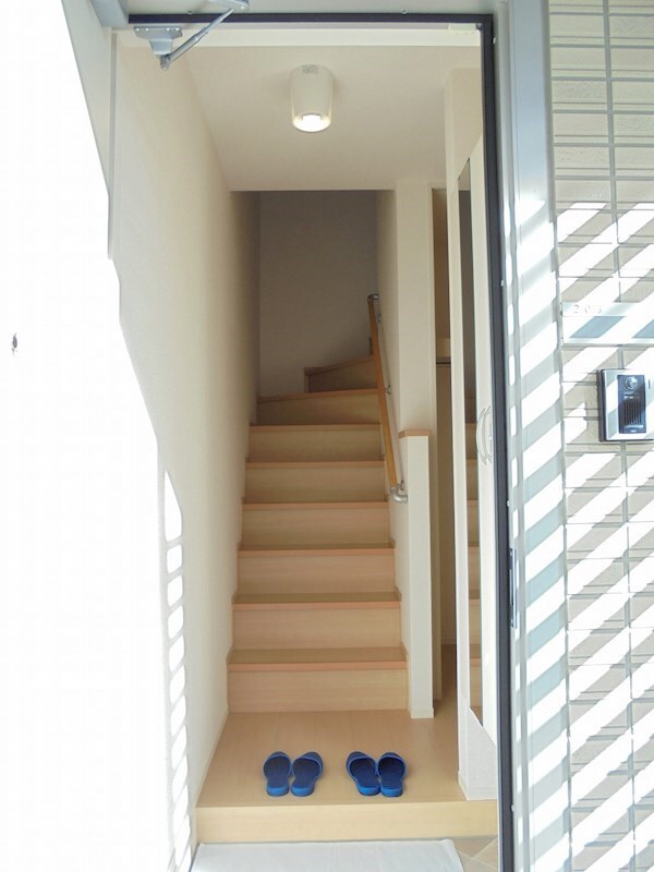 物件内観写真8　(※写真は別号室（反転）です。ご参考下さい。)