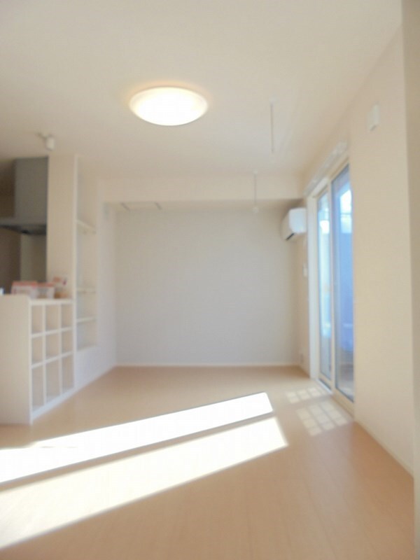 物件内観写真26　(※写真は別号室（反転）です。ご参考下さい。)