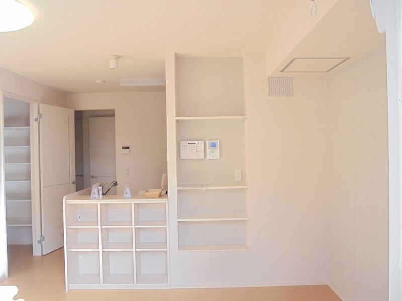 物件内観写真32　(※写真は別号室（反転）です。ご参考下さい。)