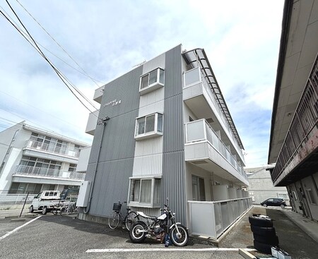 シャルム小野塚外観写真
