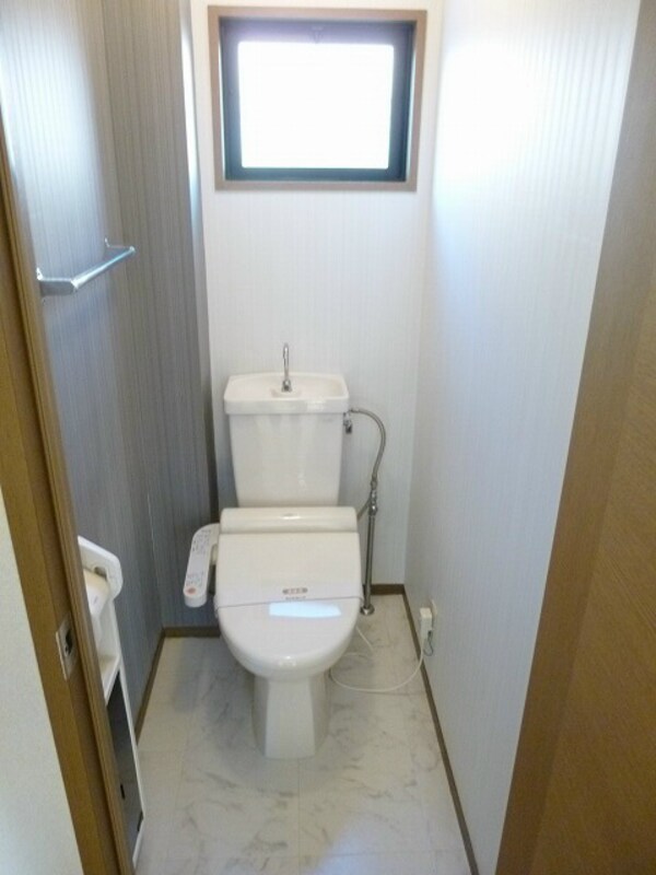 トイレ(101号室のお部屋です)