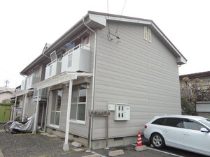ハイツ小根山外観写真