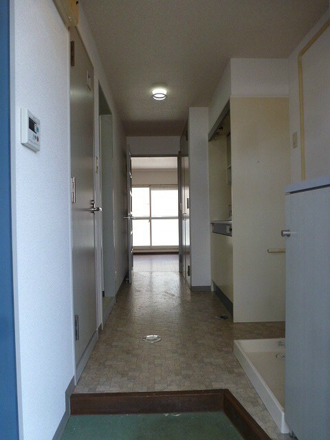 物件内観写真7　(写真は105号室です。)