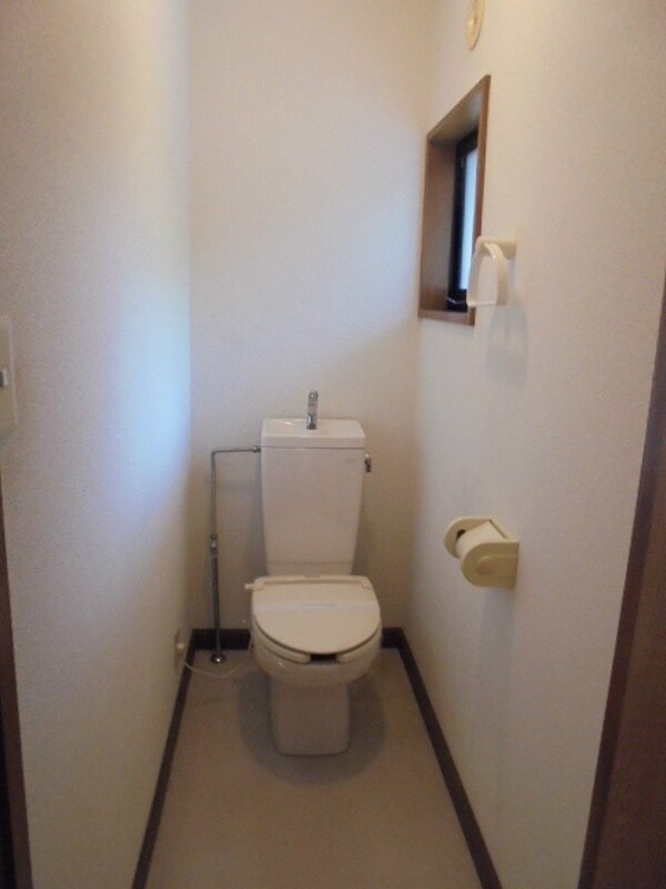 トイレ(101号室です)