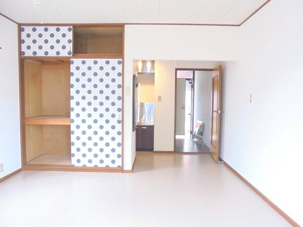 ベッドルーム(※別号室のお写真です。)