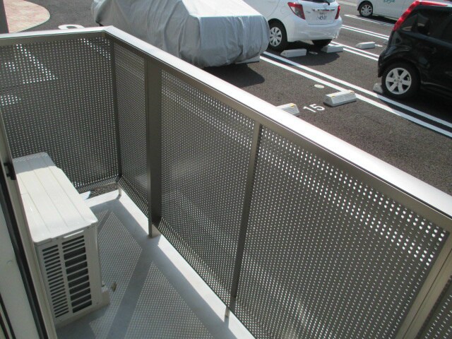 物件内観写真12　(ばっちり南向き！)