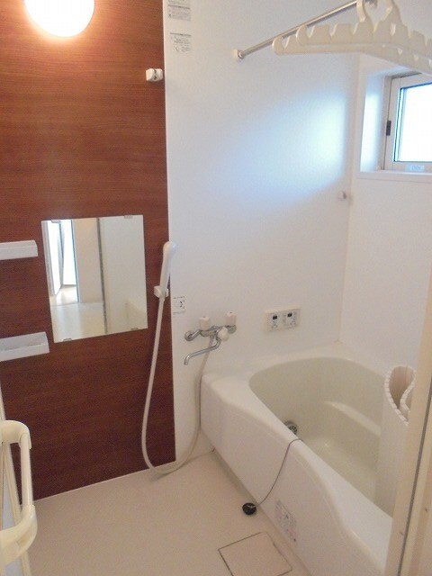 物件内観写真6　(写真は101号室です（参考）)