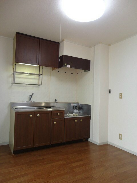 物件内観写真5　(写真は201号室です（参考）)