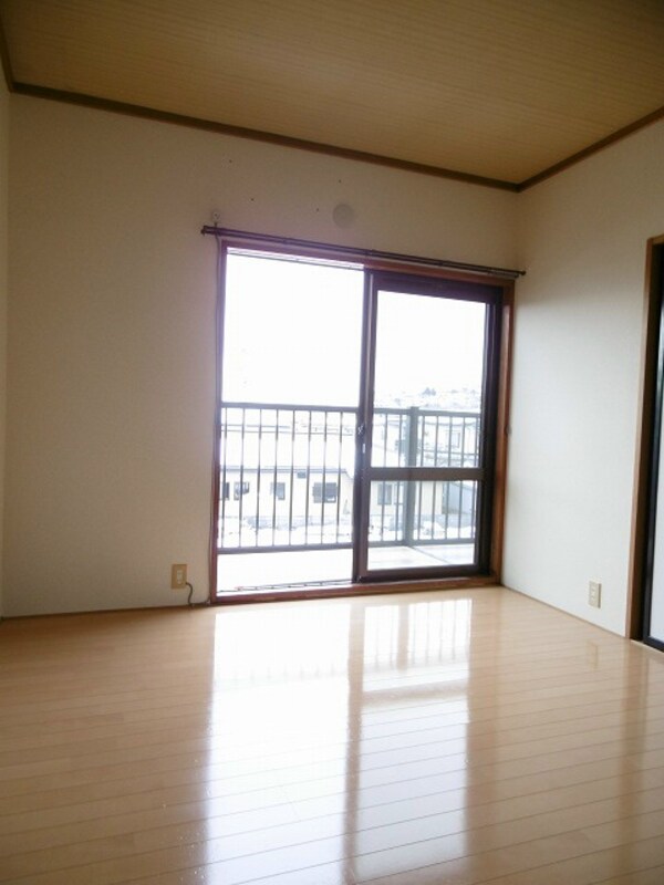 ベッドルーム(洋室2階のお部屋です)