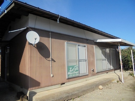 原田貸家４号外観写真