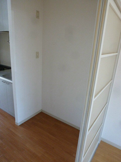 物件内観写真22　(写真は101号室です)