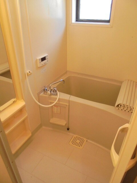 物件内観写真8　(写真は102号室です（参考）)