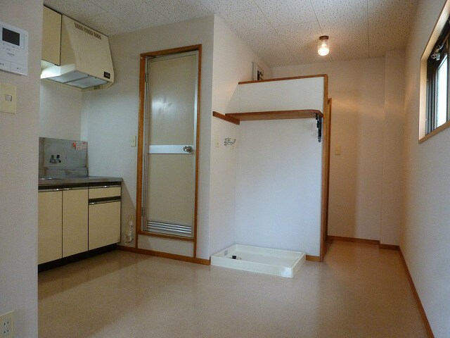 物件内観写真24　(写真は102号室です)