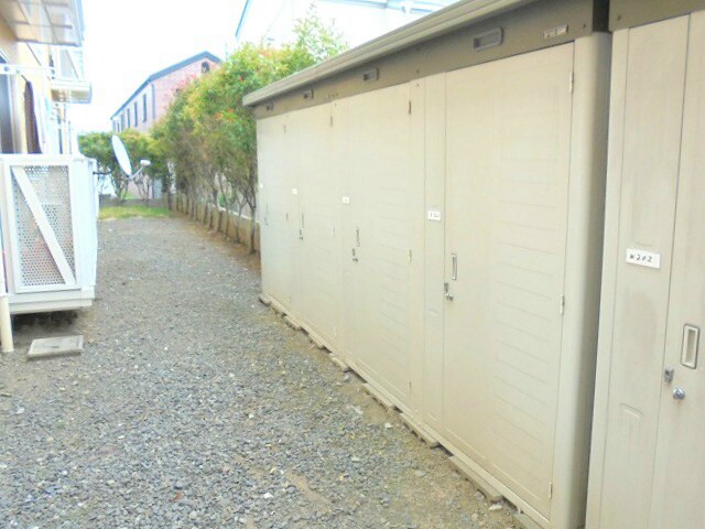 物件内観写真33　(各戸専用物置あり)