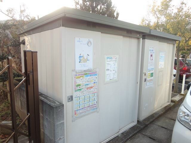 物件内観写真35　(ゴミ置場)