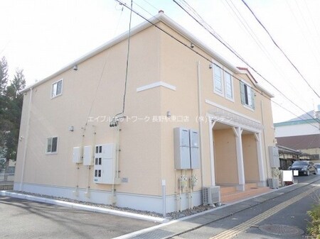シャルマン外観写真