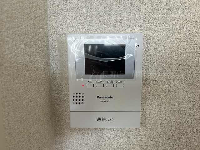 セキュリティ(写真は101号室です（参考）)