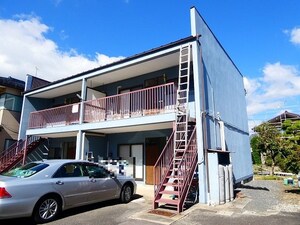 第二桜ハイツ外観写真