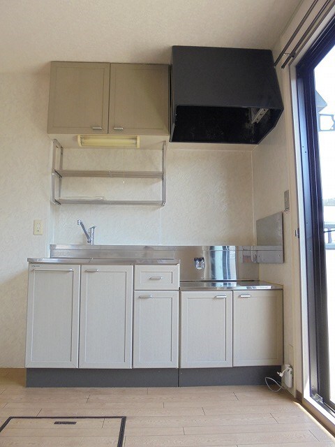 物件内観写真4　(写真は102号室です（参考）)