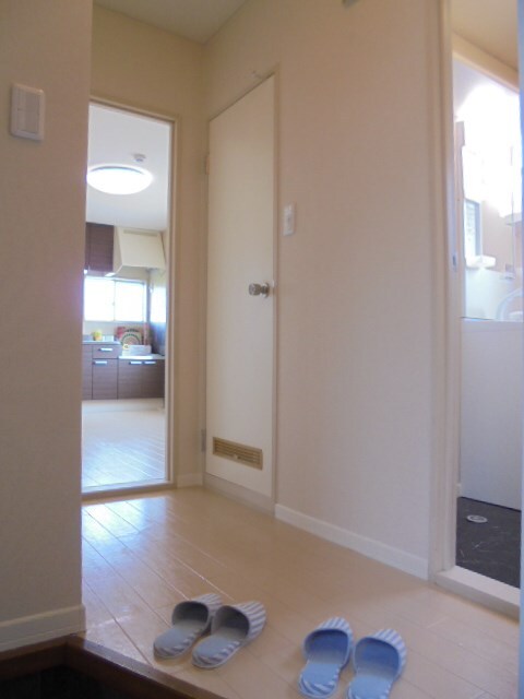 物件内観写真9　(写真は101号室です（参考）)