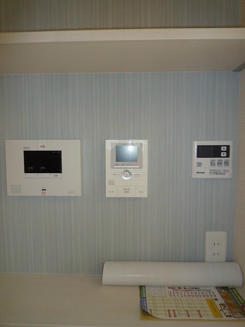 物件内観写真5　(写真は202号室です。（参考）)