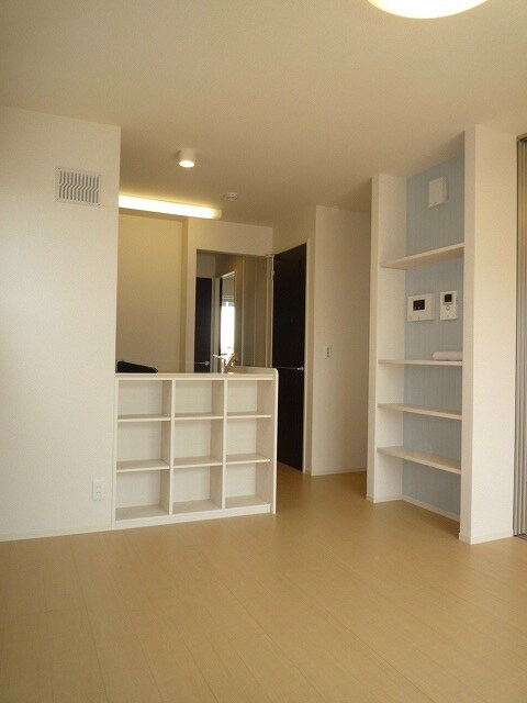 物件内観写真32　(写真は202号室です。（参考）)