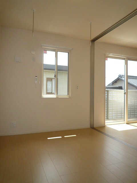 物件内観写真38　(写真は202号室です。（参考）)