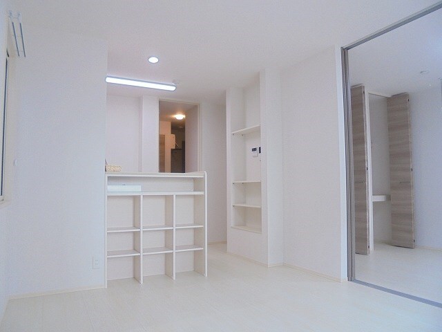 物件内観写真4　(写真は105号室です（参考）)