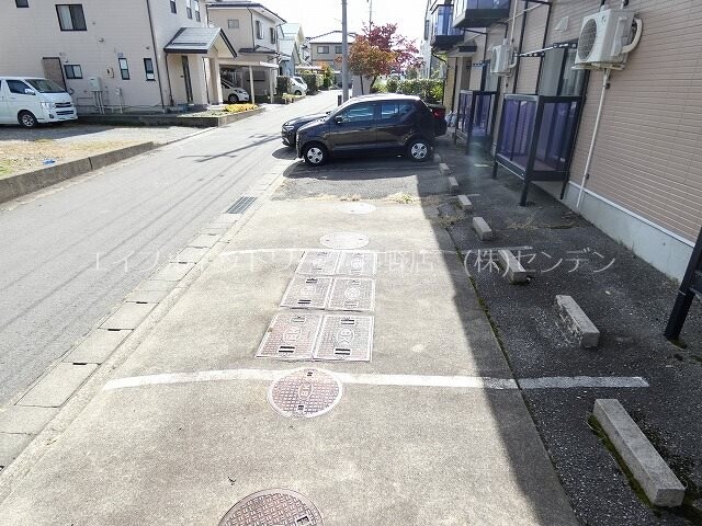 物件内観写真8　(写真は2-2です（参考）)