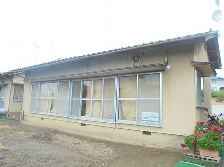 高田戸建　中央棟外観写真