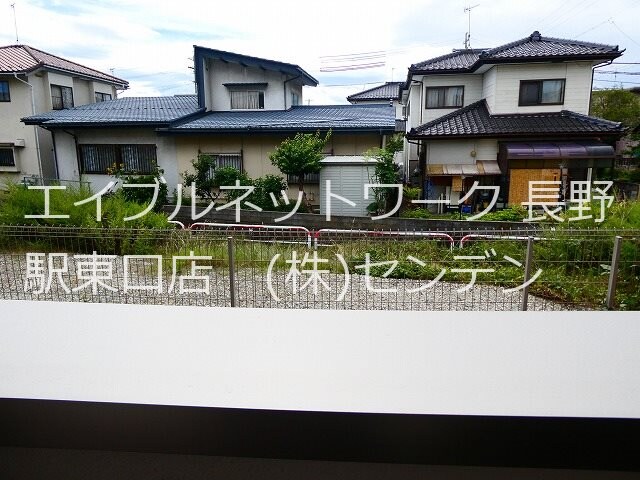 物件内観写真3　(画像は105号室です（参考)