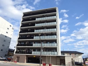 アヴァンセ東口外観写真