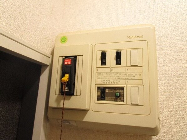 その他(写真は205号室です（参考）)