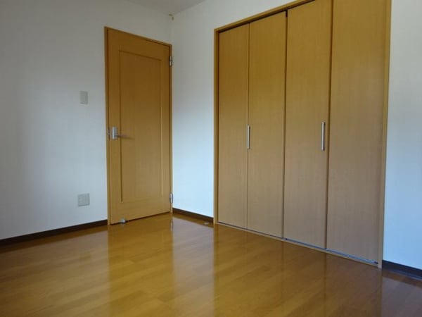ベッドルーム