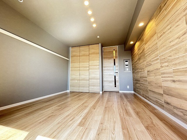 物件内観写真6　(写真は303号室です（参考）)