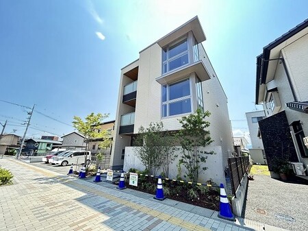 シャーメゾン　フェリス外観写真