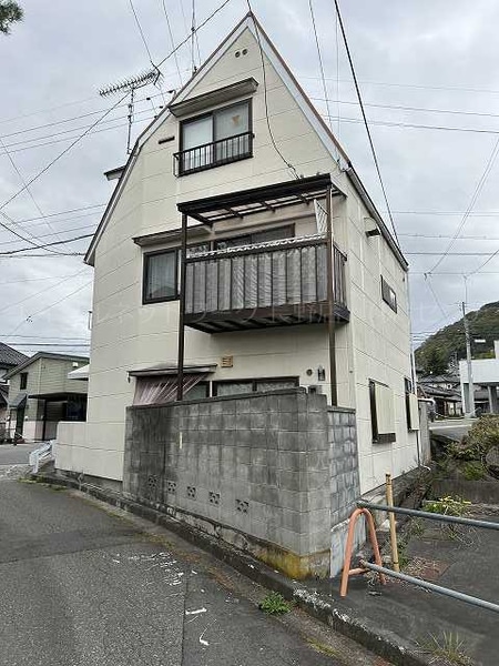 箱清水貸家外観写真