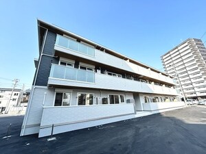 グランスクエアIII番館外観写真