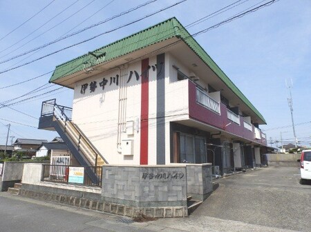 第一伊勢中川ハイツ外観写真